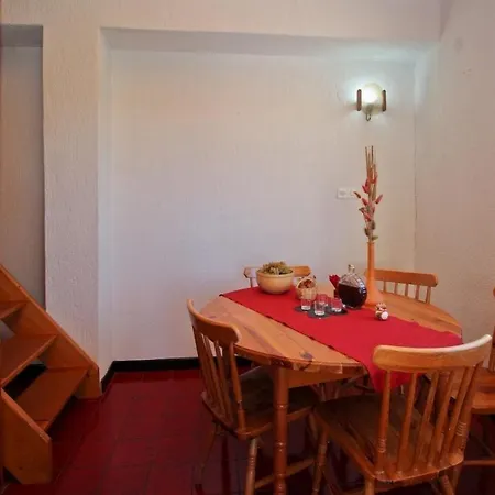 Apartment With Parking Space Punat, Krk - 24847 *