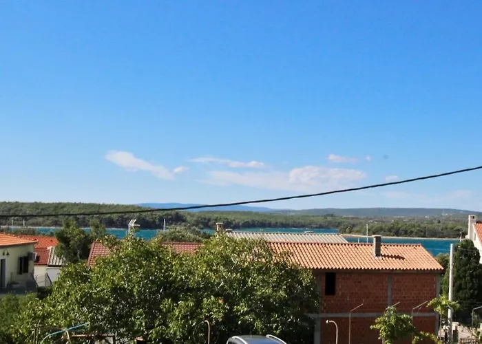 Apartment With Parking Space Punat, Krk - 24847 Punat